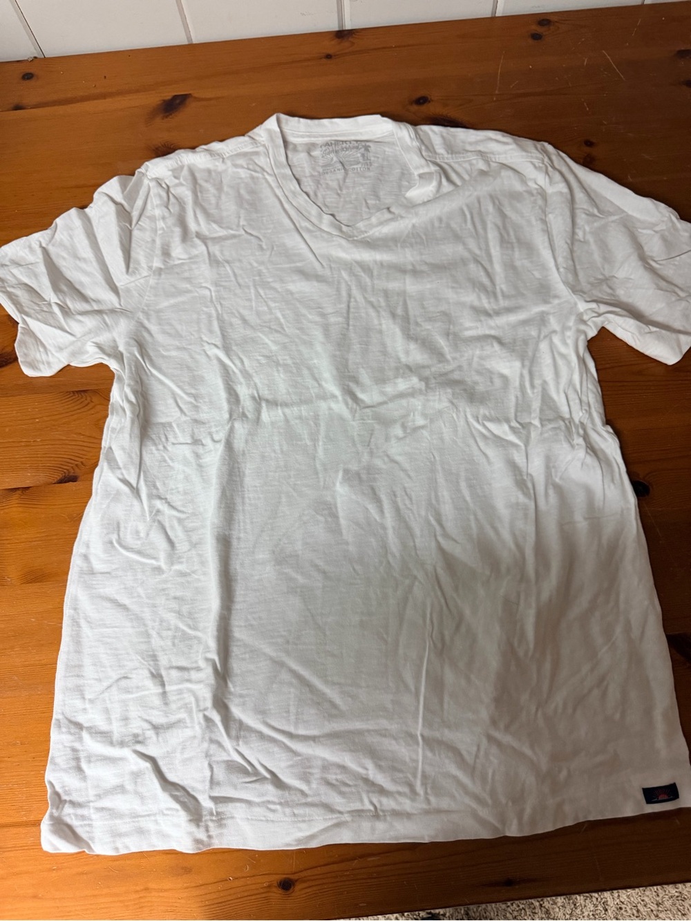 Faherty White V-Neck Short Sleeve Tee